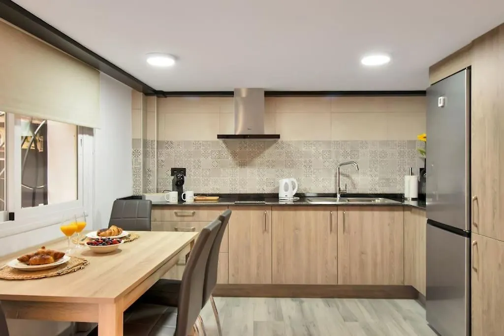 Moderno Loft En El Corazon Historico De Estepona - Casa Pepita 17 0*,